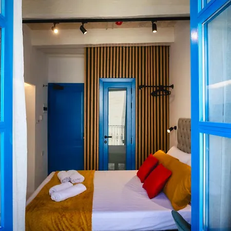 Mandera's Boutique & Dorms Guest house *