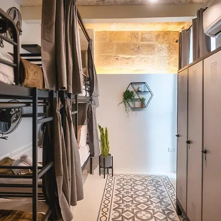 Mandera's Boutique & Dorms Guest house