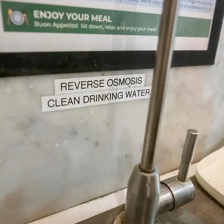 Mandera's Boutique Suites&dorms