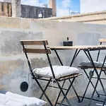 Mandera's Boutique & Dorms * Valletta