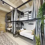 Mandera's Boutique & Dorms Valletta