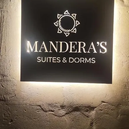 Mandera's Boutique & Dorms Pensjonat *