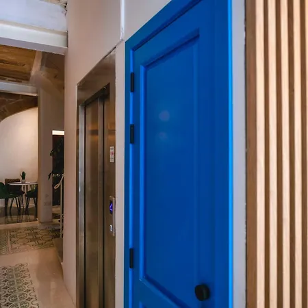 Mandera's Boutique & Dorms * La Valeta