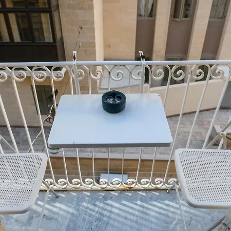 בית הארחה Mandera's Boutique & Dorms ואלטה