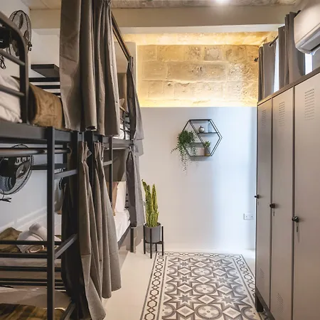 Mandera's Boutique & Dorms * La Valeta