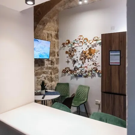 Mandera's Boutique & Dorms * Valletta