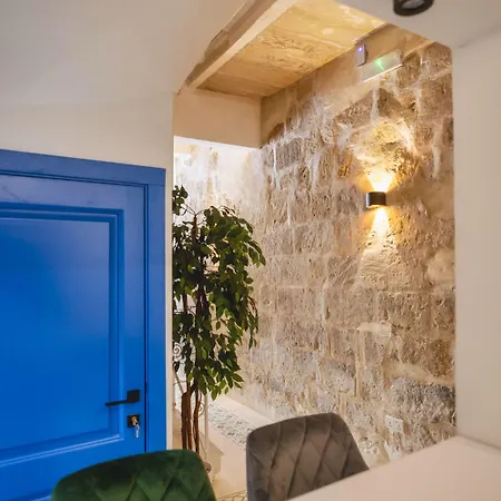 Mandera's Boutique & Dorms Valletta