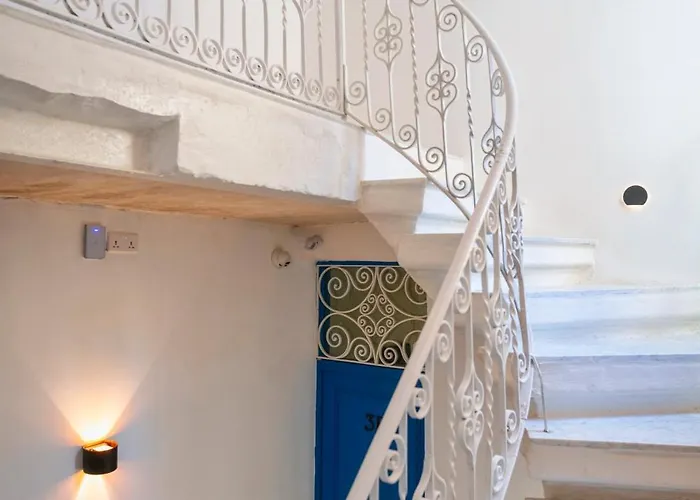 Mandera's Boutique & Dorms La Valletta