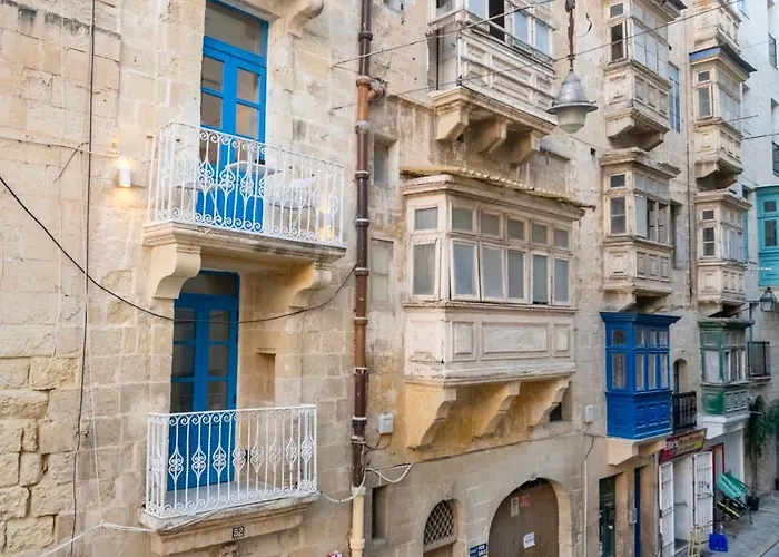 Mandera's Boutique & Dorms