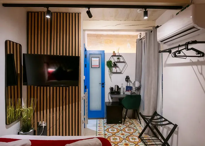 Πανσιόν Mandera's Boutique & Dorms *