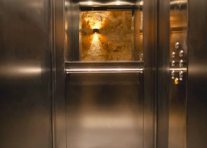 Mandera's Boutique & Dorms Affittacamere La Valletta